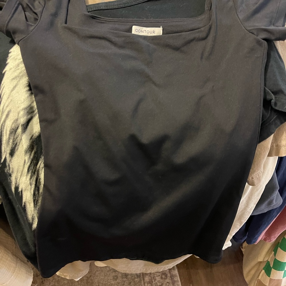 Aritzia Black Short Sleeve Top